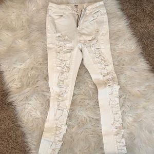White high waisted jeans